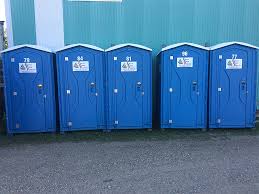 Best Portable Restroom Servicing (Cleaning and Restocking)  in Huntgburg, IN